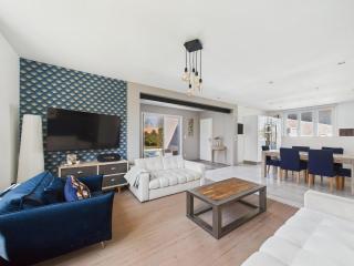 Villa familiale avec Piscine privée et chauffée - Entre Bordeaux et le Bassin d'Arcachon - 9