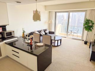 JW Marriott Residence with Amazing View and Direct Mall Access - 2