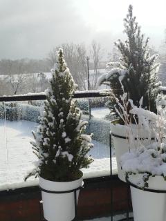 Gîte 4 personnes et 1 bébé avec vue proche de Durbuy - La Roche - 2 terrasses et jardin - Parking gratuit 2 voitures - 0