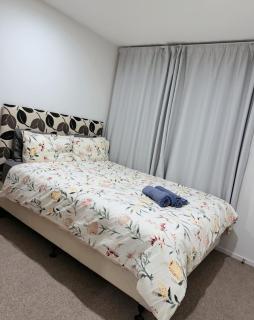 New 3 bedroom townhouse near New Lynn train station - Auckland - 3