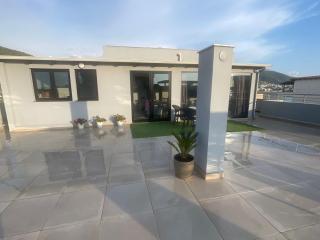 Luxury Rooftop Vlora - Valona - 9