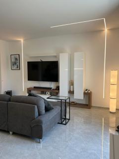 Lorenzo Luxury House - 3