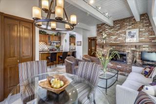 Lovely Aspen Condo with Mountain Views & Hot Tub - 6