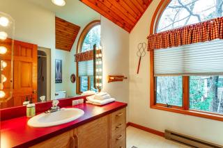 Sweet Serenity Schroon Lake Family Retreat! - Schroon Lake - 2