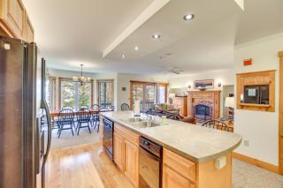 Ski-InandSki-Out at Jay Peak Resort Condo! - Jay - 1