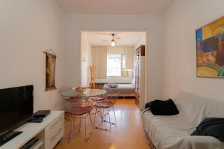 SUH Copacabana 66 Center of Copacabana Beach! - 4