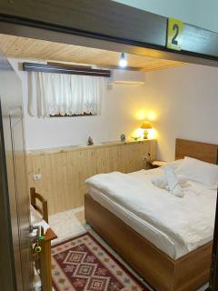 Hostel Xarba - Gjirokastër - 4