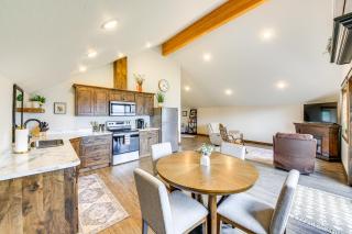 Mtn and River-View Gem with Balcony in Bonners Ferry - Bonners Ferry - 5