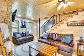 Tellico River Cabin with Game Room and Fire Pit! - Tellico Plains - 7