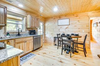 Tellico River Cabin with Game Room and Fire Pit! - Tellico Plains - 4