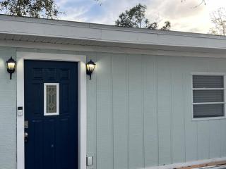 Englewood Beach Bungalow - Englewood - 8