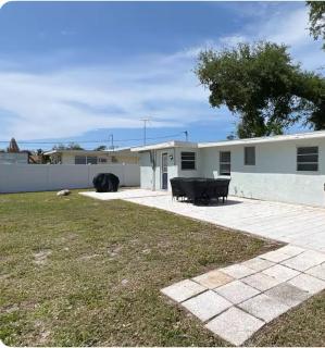 Englewood Beach Bungalow - Englewood - 1