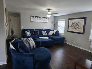 Cozy home near golf & casino! - Danville - 7