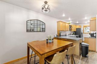 Grandmas Hideaway - walk to downtown, private hot tub, pet friendly with patio - McCall - 1