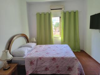 Quarto 2 Sobrado com Piscina perto Centro - Campo Grande - 4