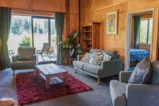 The Treehouse Branch - Hanmer Springs - 5