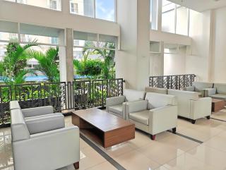 Cozy 1BR Casa De Parco Apt with Pool & Gym - Samporo - 6