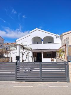Apartments by the sea Vir - 23753 - Vir - 0
