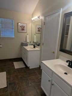 Hutto House - 5