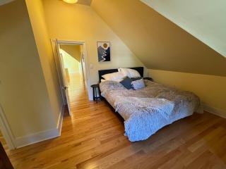 East Side Dream Home near Brown - Providence - 6