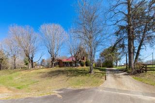 Red Robin Retreat - Near Lake James, NC - Morganton - 4