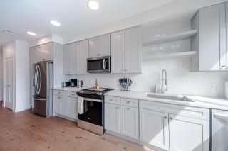 Awesome Amenities - Pool,HotTub,Gym,Bowling and More - 9