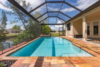 Casita Cabo Coral on the Canal with Salt Pool and Spa - Cape Coral - 0