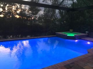 Casita Cabo Coral on the Canal with Salt Pool and Spa - Cape Coral - 8