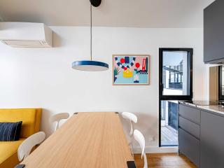 Marais Area - Outdoor patio - A C - 2BDR - 5
