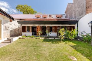 Spacious high end house with bright spaces - 3