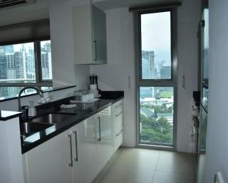 Plant Box Apartment - Manila - 1