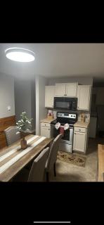 Serene Retreat! 420 friendly in designated area, 3 minutes to downtown Richmond - Richmond - 2