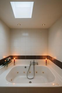 Stylish Penthouse With City View In North Finchley - Finchley - 2