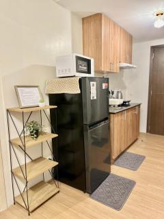 8F Cozy 1-Bedroom Unit The Loop Towers - 1