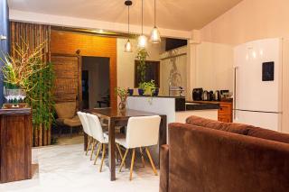 Casa com 2 quartos em condomínio tranquilo, suíte com cama king, ar-condicionado, Wi-Fi rápido, cozinha equipada e garagem privativa - Porto Seguro - 5