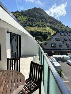 Luxury Beach Escape - 1 Bedroom Apartment - 3