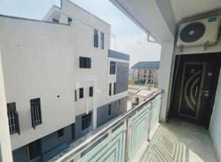 Konar-Apts, 2 bedroom shortlet with Balcony at Wuse 2 extension, Upscale Jahi District, 24hrs power, Security, WiFi, - Abuja - 1