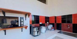 Koi Empire Bed and Breakfast - 2