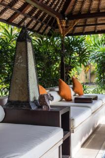 5 Bedroom Luxury Villa With Huge Garden & Pool 150-Metres To Seminyak Beach - 8