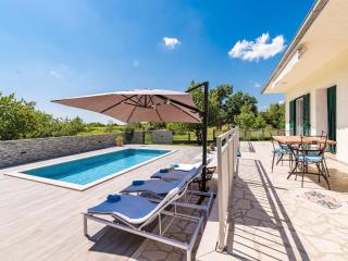 2 bedroom apartment in Danilo Kraljice - Unešić - 2