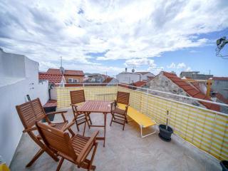 Tranquil apartment in Vodice town center - Vodice - 7