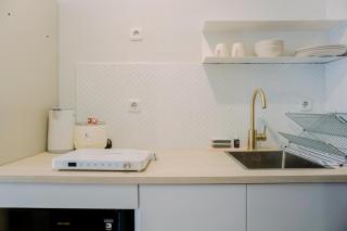 Stunning Studio Transpark Bintaro Apartment By Travelio - Tangerang - 6