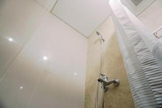 Stunning Studio Transpark Bintaro Apartment By Travelio - Tangerang - 4