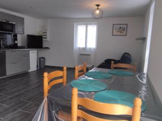 Maison de Charme à Domino, Oléron - Idéale pour Familles et Amis, 4 Pers, Proche Plages et Marché - FR-1-778-27 - Saint-Georges-d'Oléron - 7