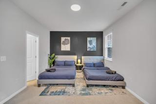Luxurious King 3BR Townhouse Mins to Downtown! - Durham - 3