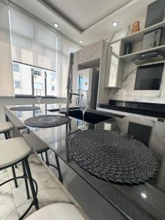 Lindo Apartamento 3 minutos da Praia H.G 66-903 - Rio de Janeiro - 0