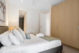 Stylish & Modern 2BR with HUGE Balcony & Car Park! - Melbourne - 3