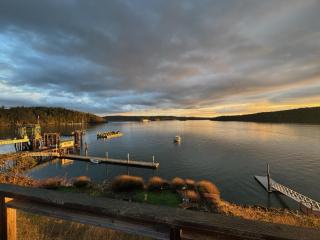 The Landing at Orcas - Eastsound - 4