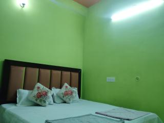 "Om Sadan" Guest House Ayodhya Dhaam - Ayodhya - 1