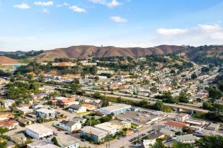 4 beds Private Unit Near BeachWalk, Golf, Trail - Pacifica - 1